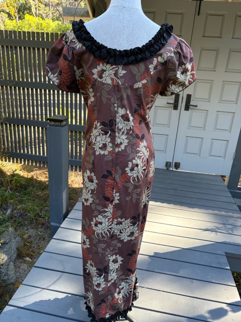 Vintage Karyl  Kaye Ruffle Floral 🌺Hawaiian 🌺 Muumuu Maxi Dress - Picture 3 of 9